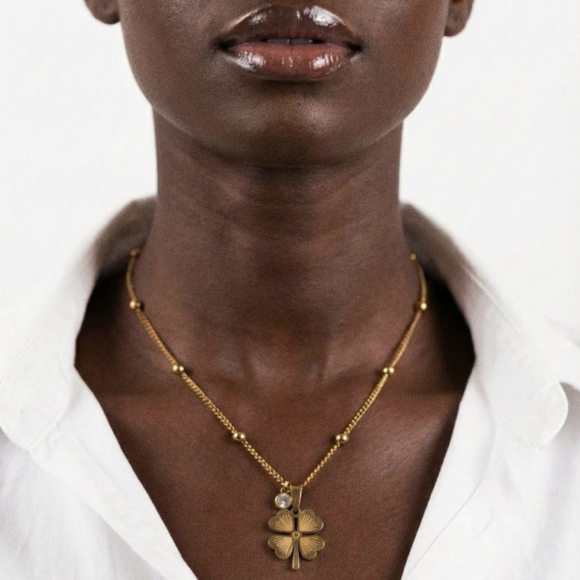 Collier Pendentif Trèfle - Acier Doré
