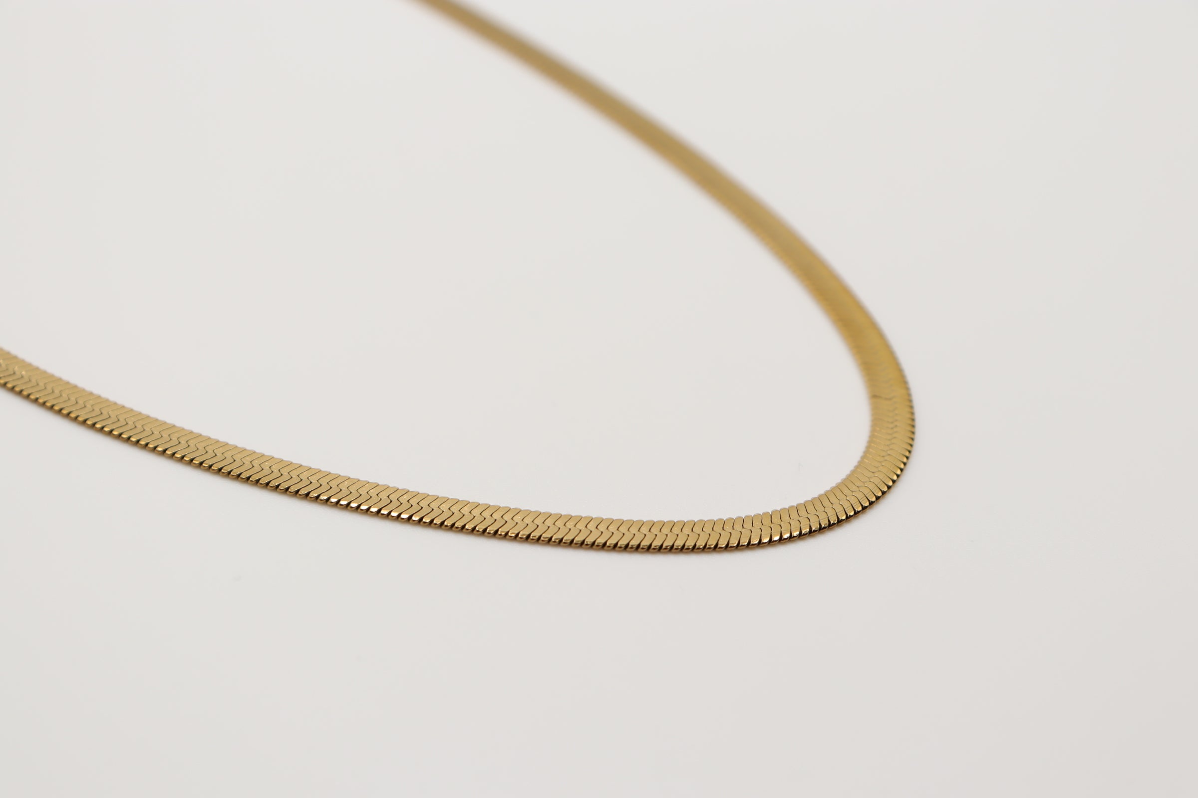 Collier Snake Fin - Acier Doré Inaltérable